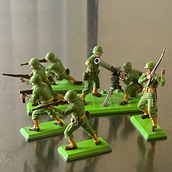 Lot Of 12 Britains Ltd Deetail 1971 American WW2 Soldiers Army Figures - Picture 9 of 10